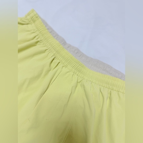 Lululemon Bowline Short 5" Stretch - Picture 5 of 10